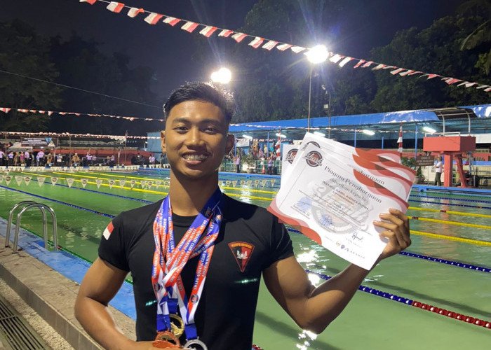 Personel Brimob Banten Raih 4 Juara Dalam Ajang Kejuaraan Shark Finswimming Open 2023 di Kota Bandung