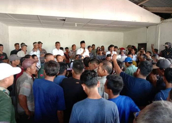 Warga Perlanakan Bandar Protes Terkait Pemasangan Plang PT KAI
