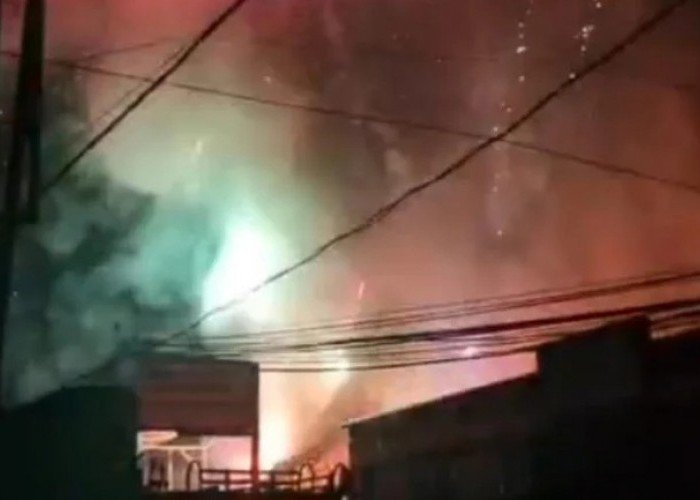 Kebakaran Toko Mainan dan Petasan di Leuwiliang Bogor Hebohkan Warga