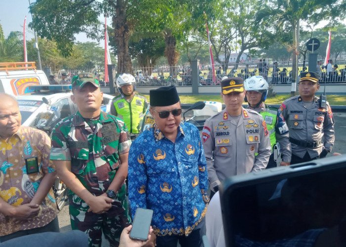 Bupati Karanganyar Bersama Kapolres dan Dandim Gelar Apel Karhutla di Halaman Kantor Bupati 