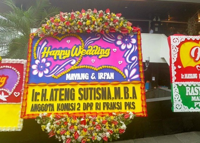 Pernikahan Yang Banyak Didatangi Aktivis Pro Perubahan: Netty Suryati Ngunduh Mantu