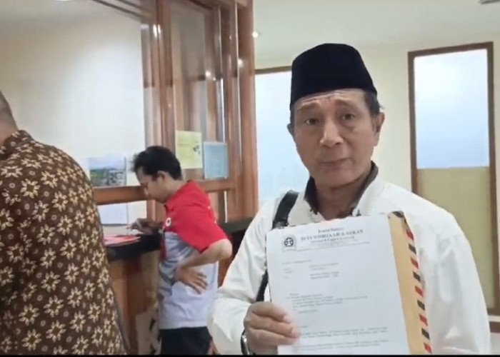 Seluruh Rakyat Indonesia Wajib Bantu Presiden Republik Indonesia Memberantas Korupsi di Tanah Air