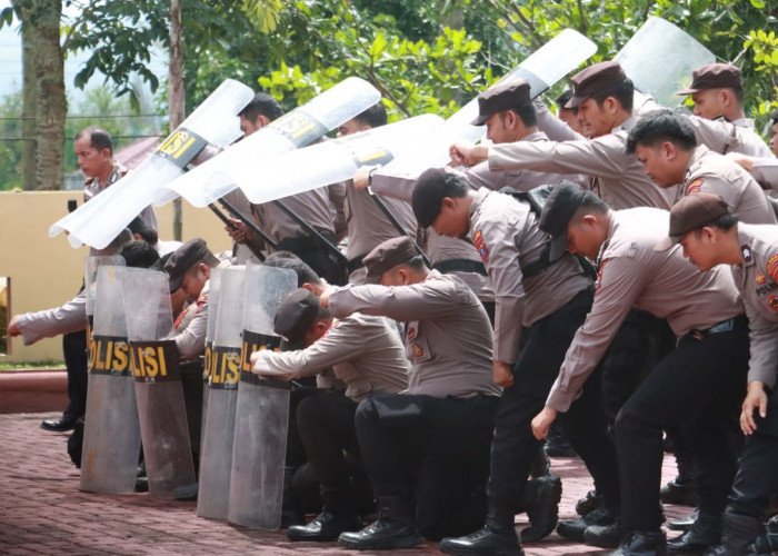 Kabag Ops Pimpin Pelatihan Rutin Pengendalian Massa untuk Kesiapsiagaan Kontijensi Wilayah Simalungun