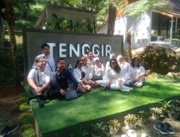 Nikmati Waktumu Bersama Keluarga di Tenggir Park Healing ke Tempat yang Sejuk Dingin dan Indah