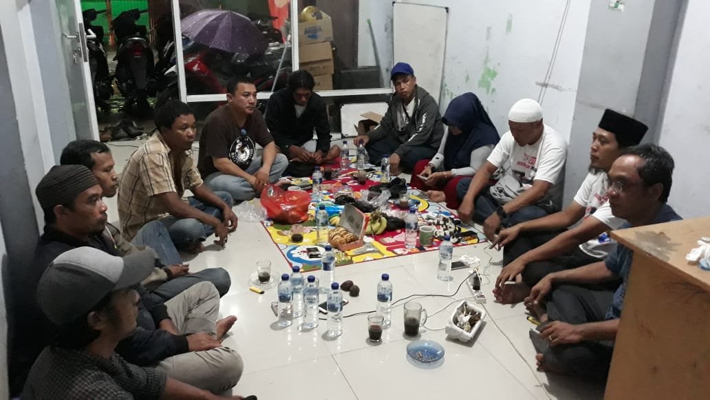 Barisan Parlemen Jalanan Bentuk Posko Sablon Gotong Royong Sosialisasikan Pasangan Capres dan Cawapres di Bogo