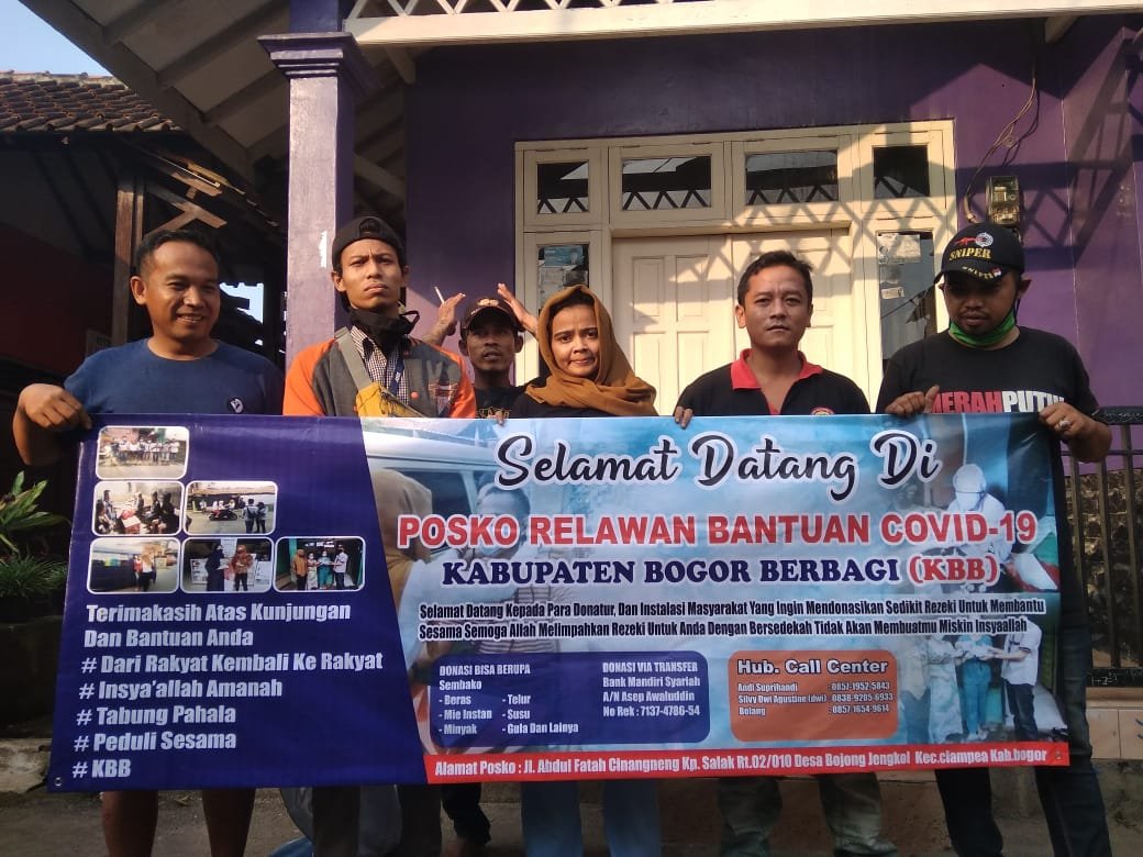 Peduli Dampak Covid-19, Relawan KBB Bagikan Sembako Kepada Masyarakat