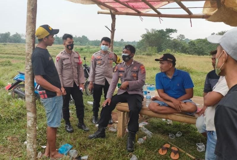 Warga adakan resepsi pernikahan di barengi hiburan musik organ tunggal Ditutup paksa oleh Jajaran Polsek Pamar