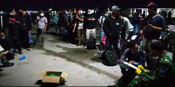 TNI AL Kembali Amankan 119 Orang Pekerja Migran Ilegal di Tanjung Tiram Sumut