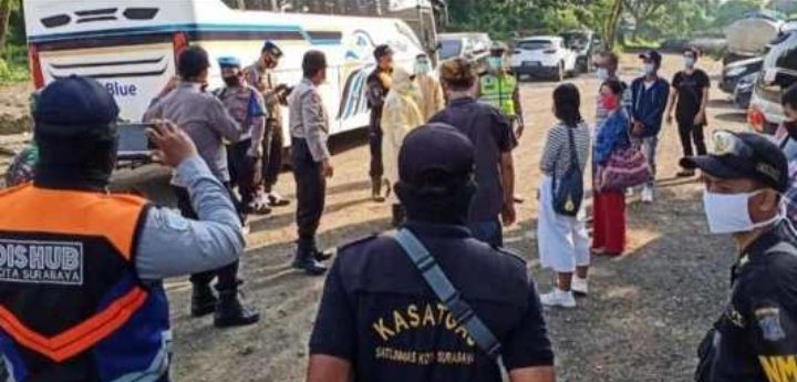 5 TKI Hongkong Dihentikan di Exit Tol Gunungsari